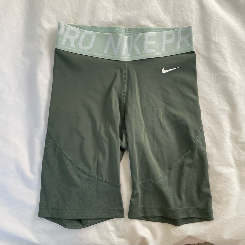 Nike Green Bike Shorts with Moisture-Wicking Fabric